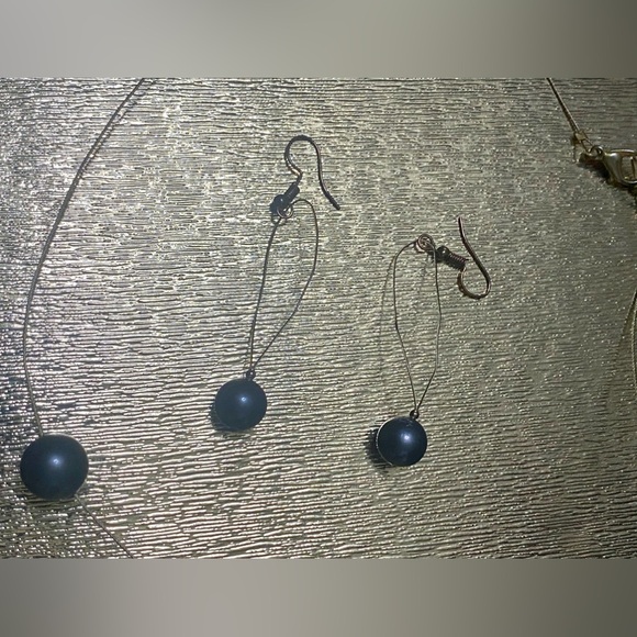 🖤TAHITAN PEARLS, Gold chain and earrings🖤 - Picture 2 of 13